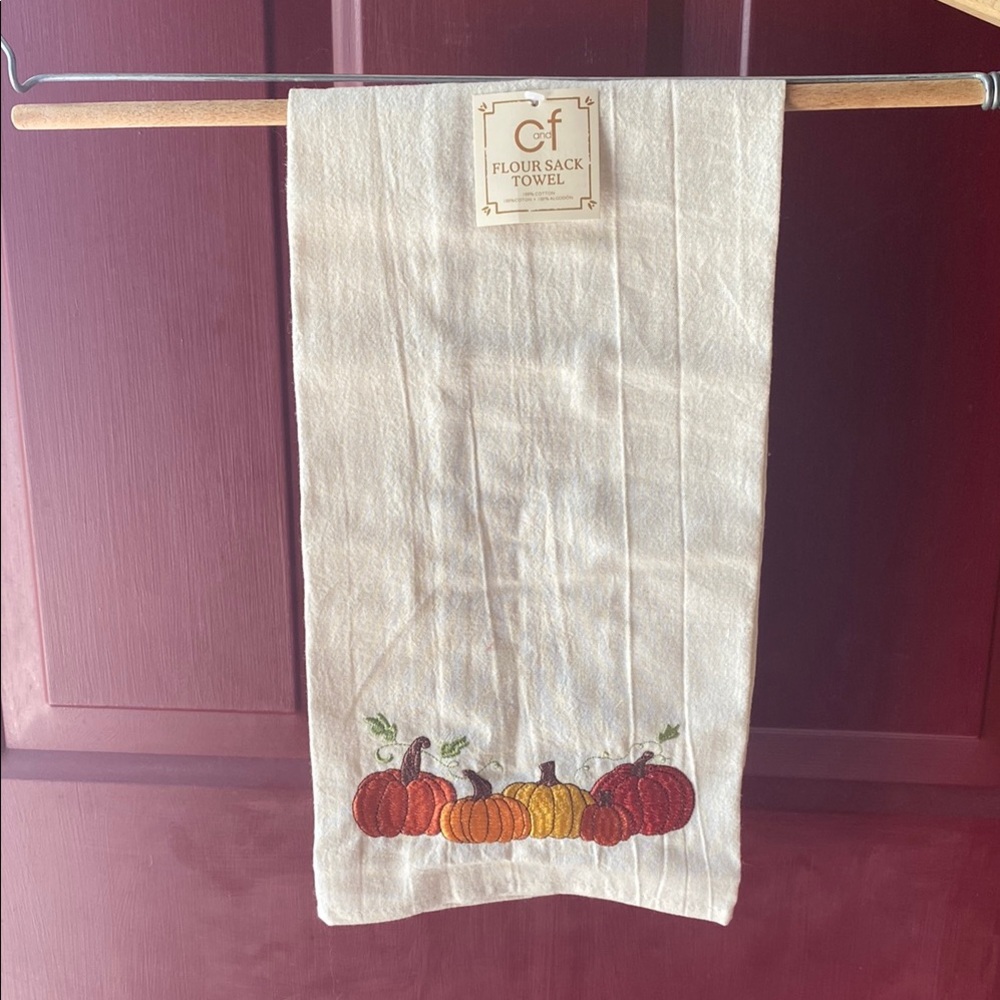 Flour Sack Towel with Pumpkin Design - Cream and Orange